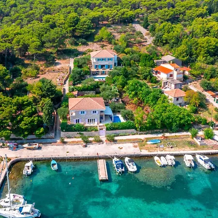 Villa Marceline Prvic Luka
